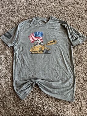 Men’s grunt style Tee